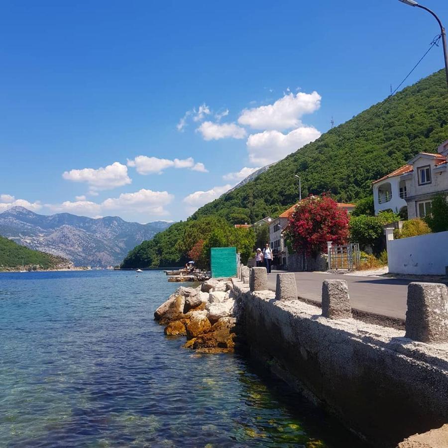 Apartments Todorovic Tivat Exterior photo